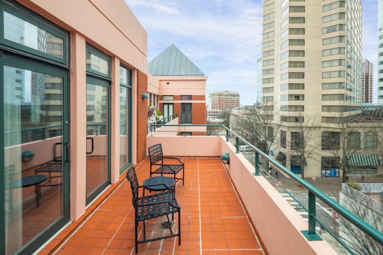 The Berkeley Hotel Richmond Exterior photo